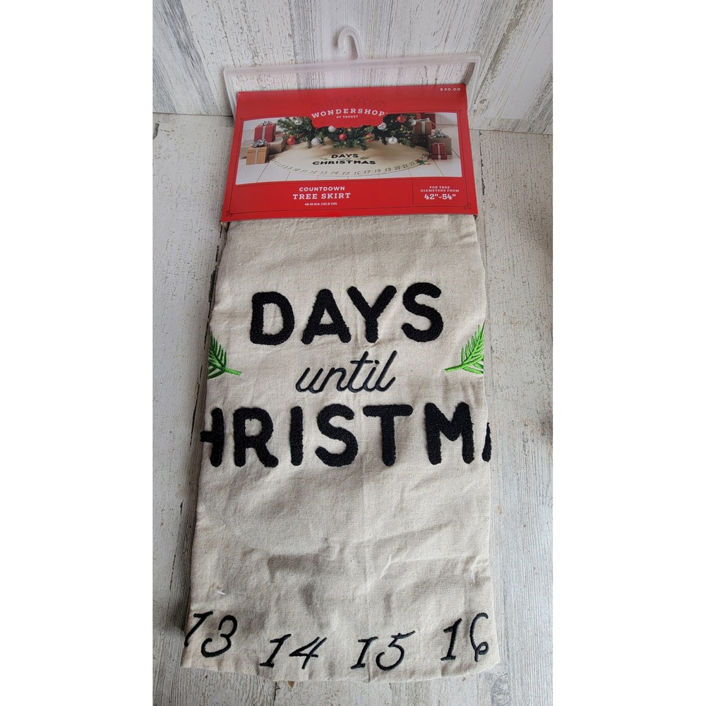 Wonder shop countdown tree skirt NEW Xmas accessory home decor